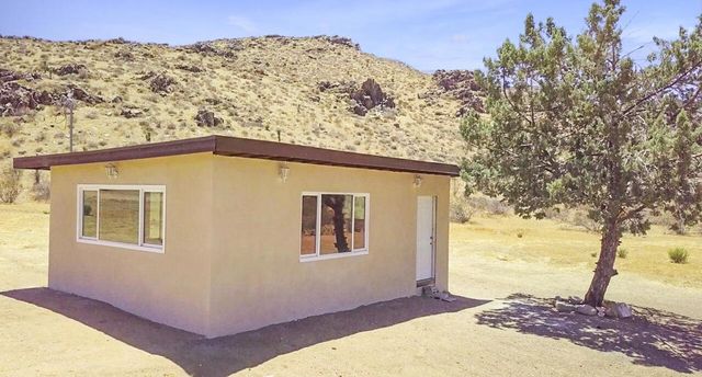 27127 Zuni Road, Apple Valley