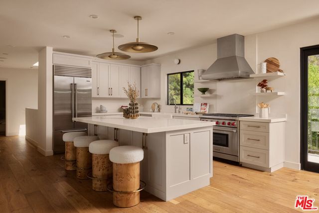 7506 Woodrow Wilson Drive, Los Angeles