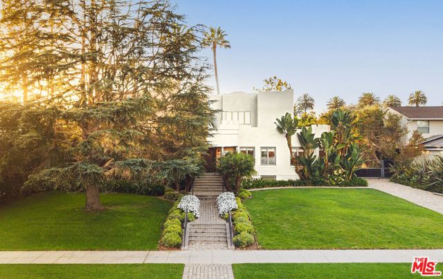 233 Marguerita Avenue, Santa Monica