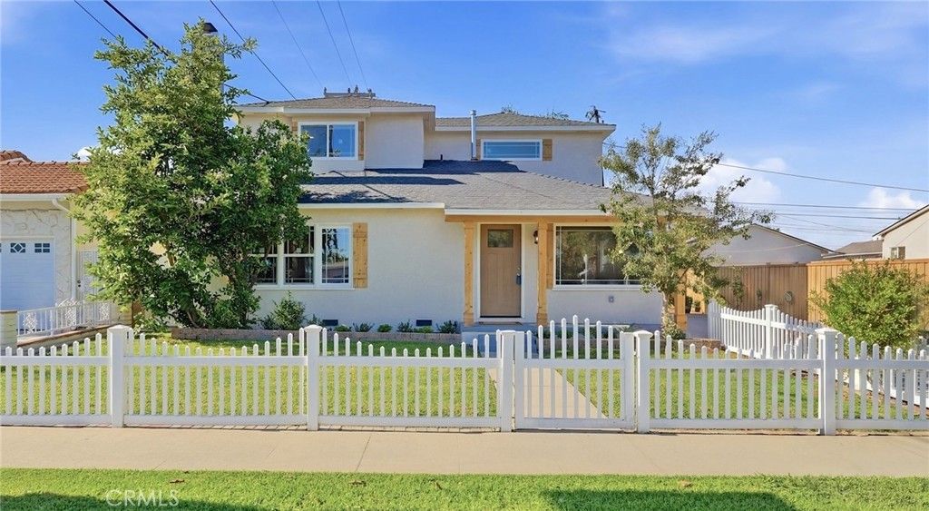 5713 E Wardlow, Long Beach