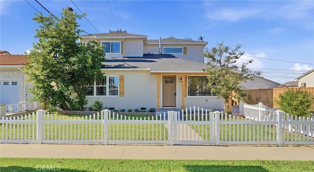 5713 E Wardlow, Long Beach