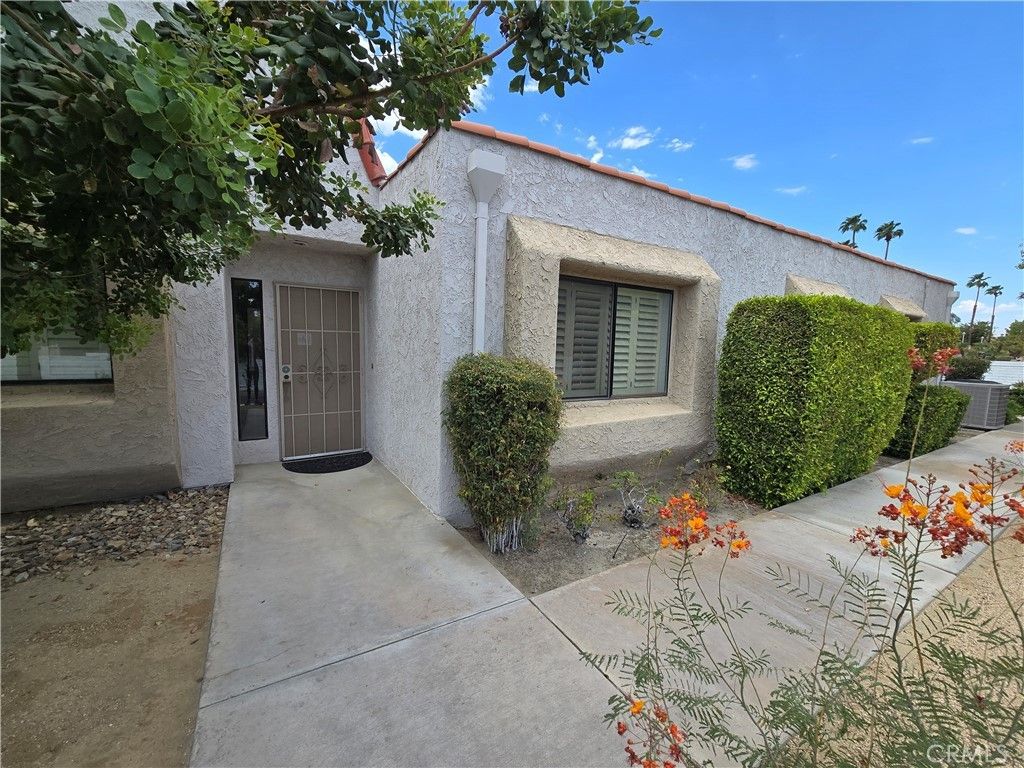 187 Winterhaven, Palm Desert