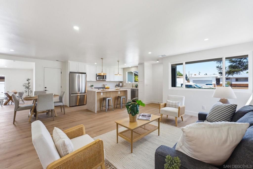 7167 Beagle St, San Diego
