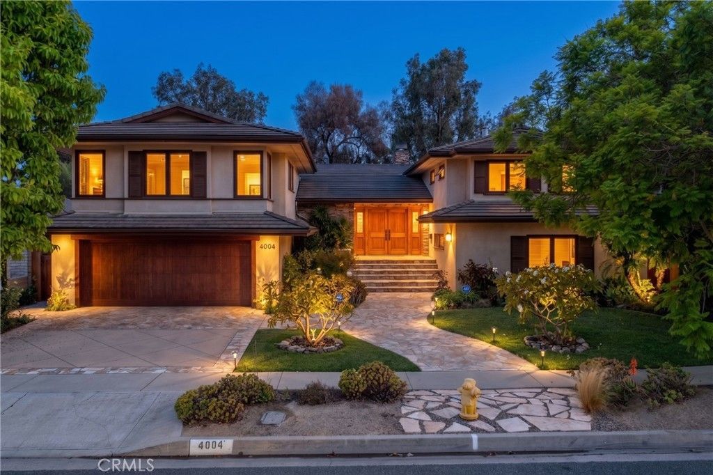 4004 Country Club, Lakewood