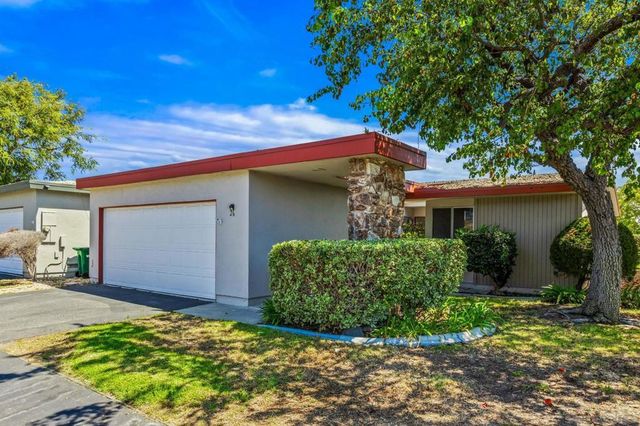 3808 Vista Campana # 26, Oceanside