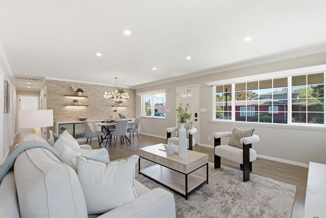 3146 Wessex Way, Redwood City