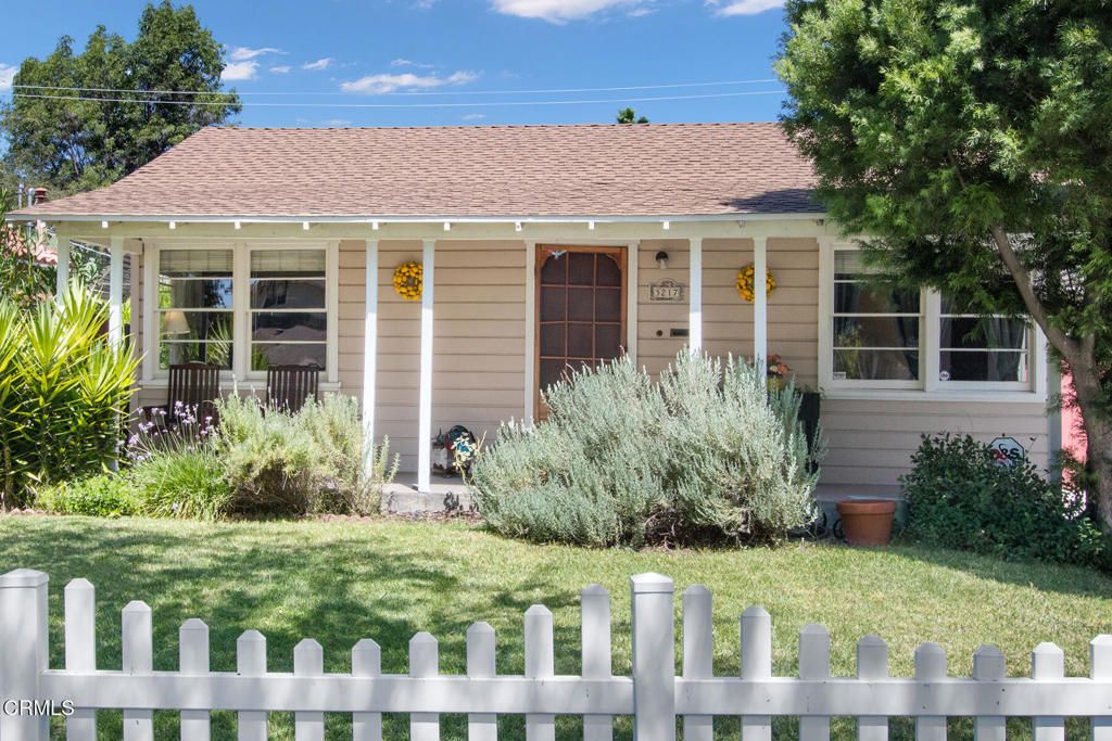 3217 Estado Street, Pasadena