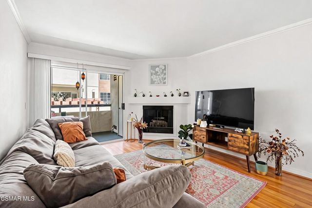 5530 Owensmouth Avenue # 114, Woodland Hills