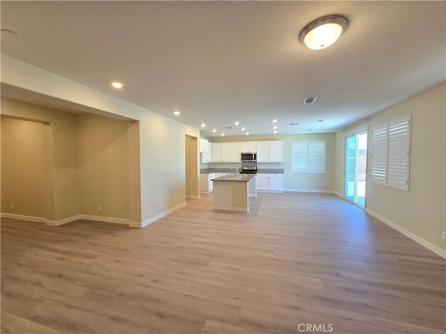 12526 Marmac Court, Victorville