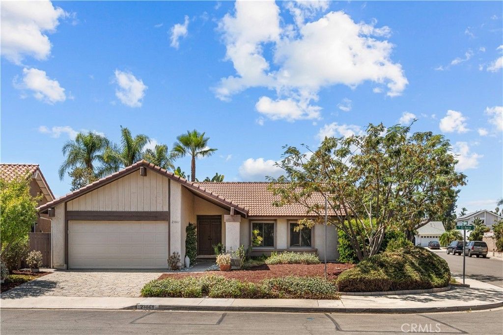 23861 Via El Rocio, Mission Viejo