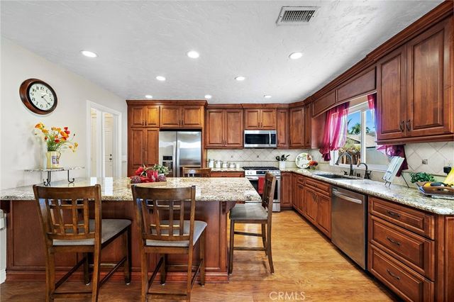17527 Briarwood Street, Fountain Valley