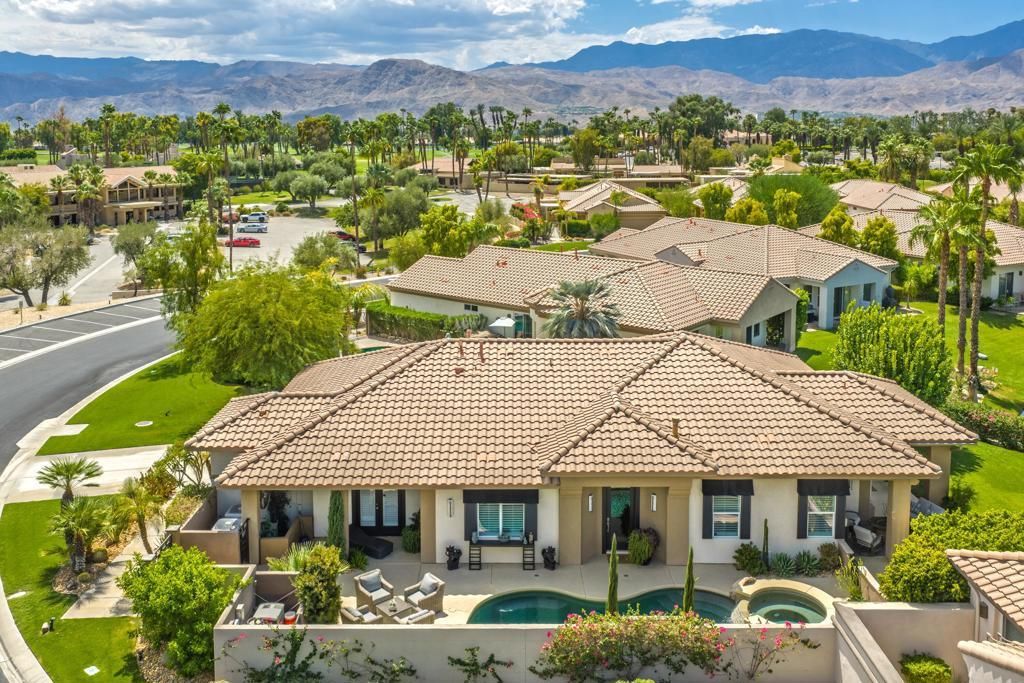110 Lakefront Way, Rancho Mirage