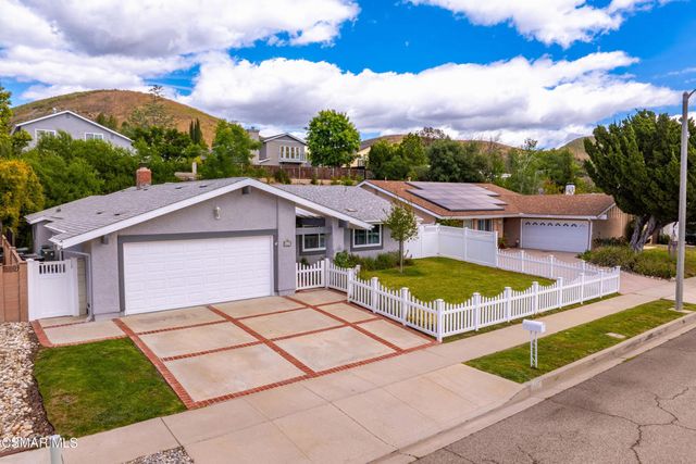 6547 Pinion Street, Oak Park