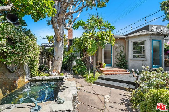 1216 Elm Street, Los Angeles