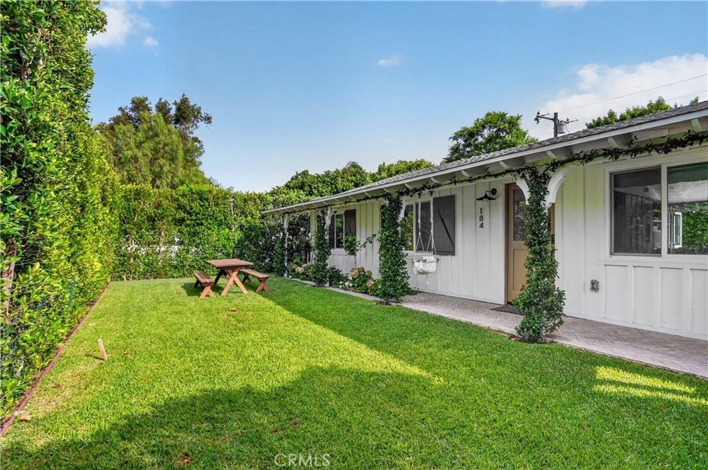 184 E Bay, Costa Mesa