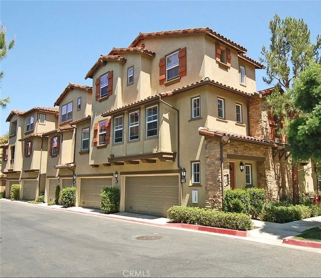 119 Danbrook, Irvine