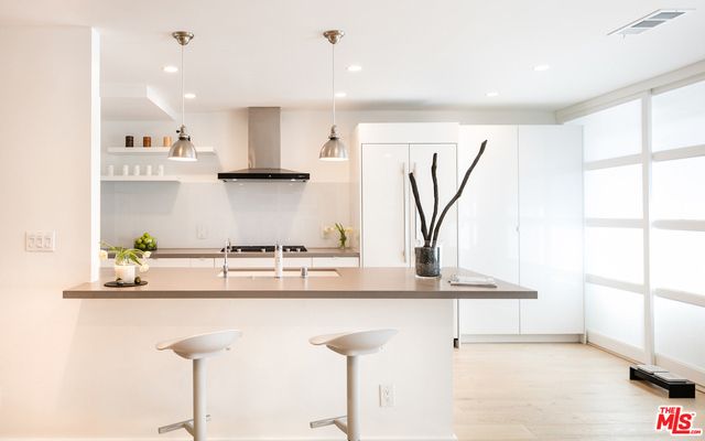 13050 Mindanao Way # 6, Marina Del Rey