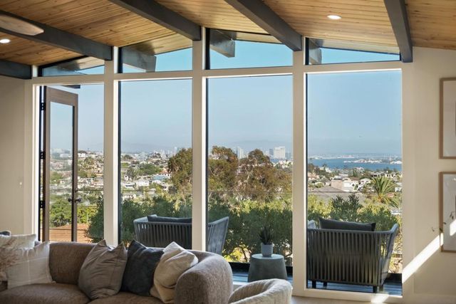 3992 La Cresta, San Diego