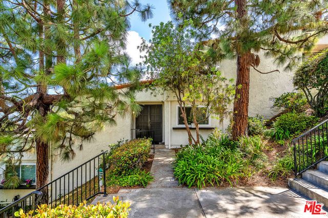 88 Aspen Way, Rolling Hills Estates