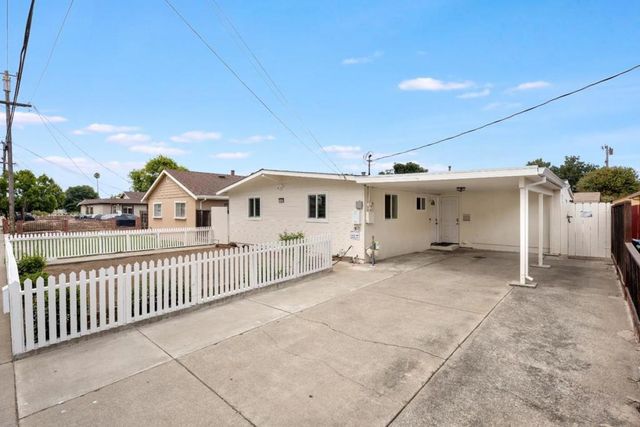 4143 Bullard Street, Fremont