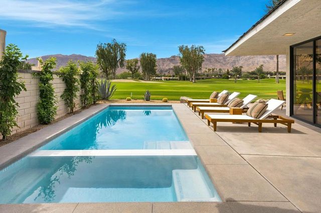 13 Duke Drive, Rancho Mirage