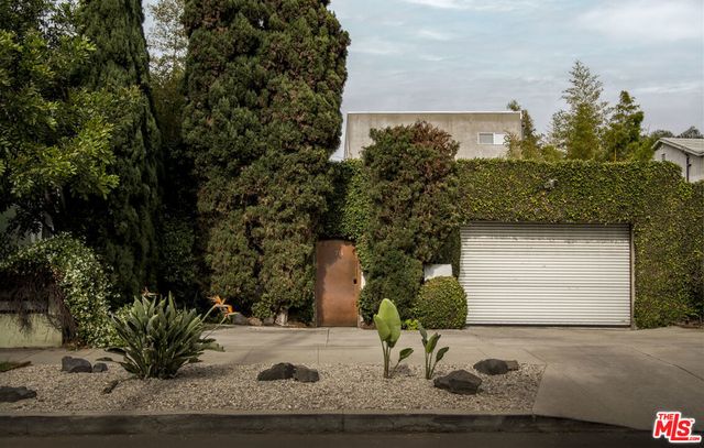 714 6th Avenue, Venice