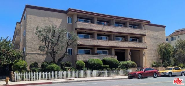 5412 Lindley Avenue # 218, Encino