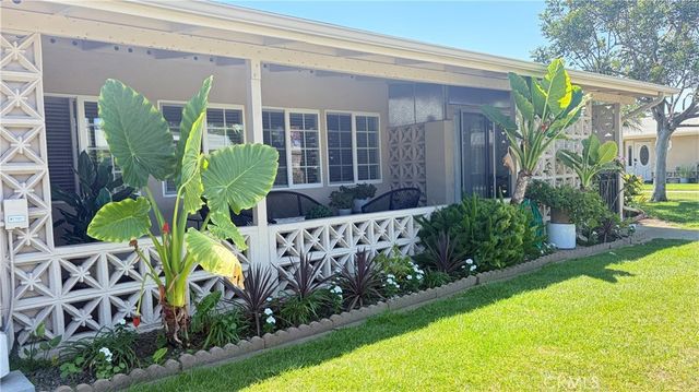 1720 Interlachen Rd., M12-41e, Seal Beach