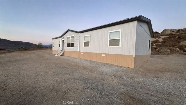 32425 Weber, Hemet