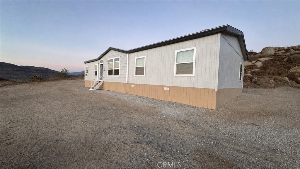 32425 Weber, Hemet