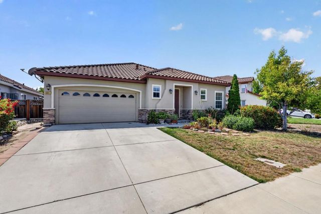 551 Hillock Drive, Hollister