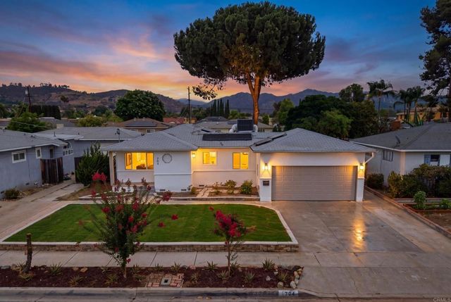 704 Goldenrod Street, Escondido
