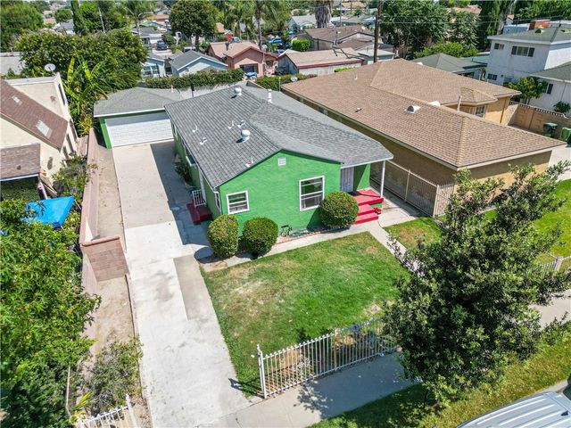 901 W 134th Place, Compton