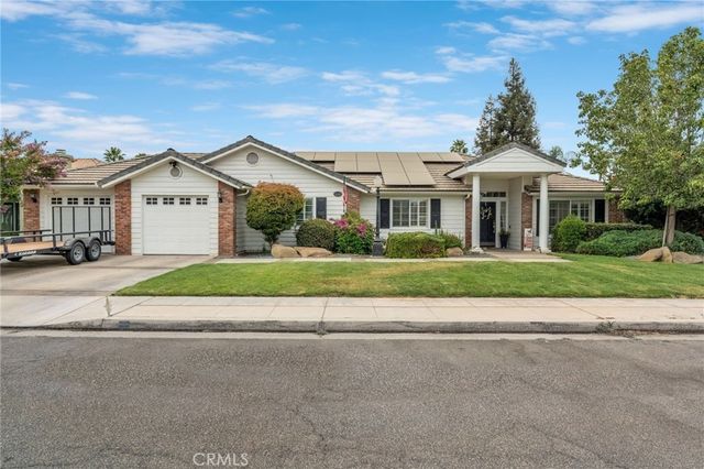 3605 Doubletree Way, Madera
