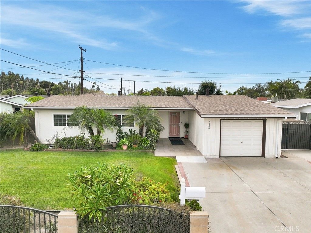 1284 E Florida, Anaheim