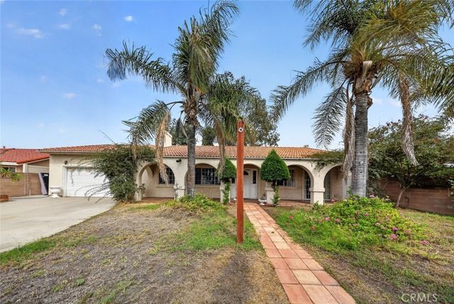 12817 Mineola Street, Arleta
