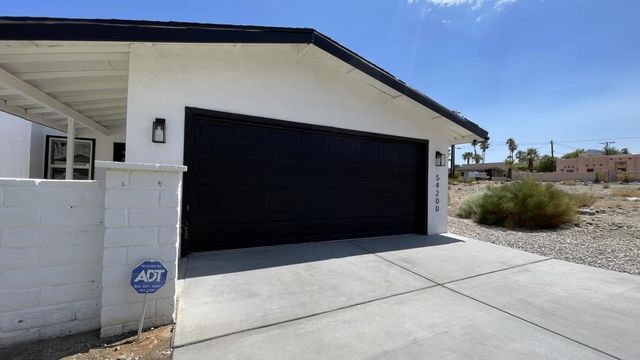 54200 Avenida Juarez, La Quinta