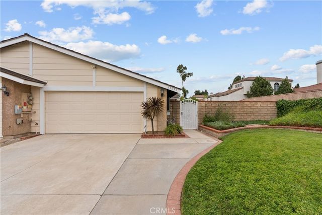 26093 Viento Court, Valencia
