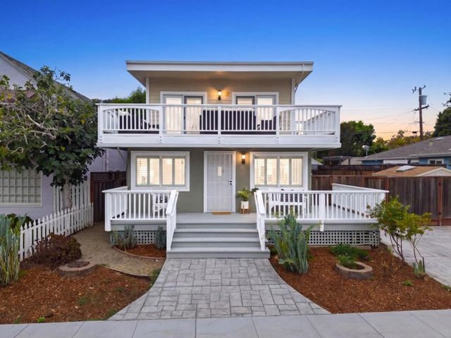 709 Gilroy Drive, Capitola