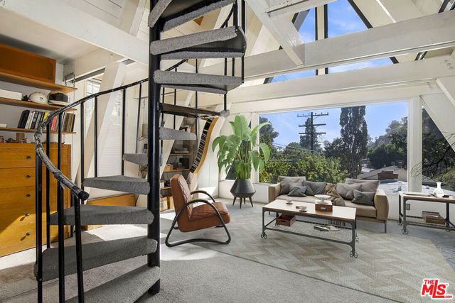 1815 Laurel Canyon Boulevard, Los Angeles