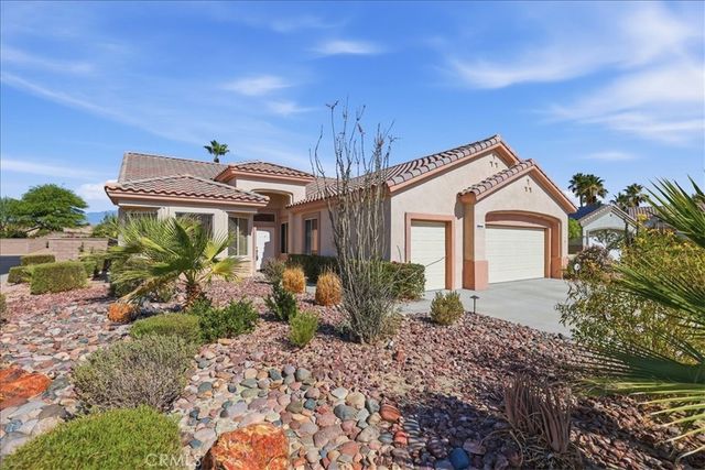 39375 Falconwood Court, Palm Desert