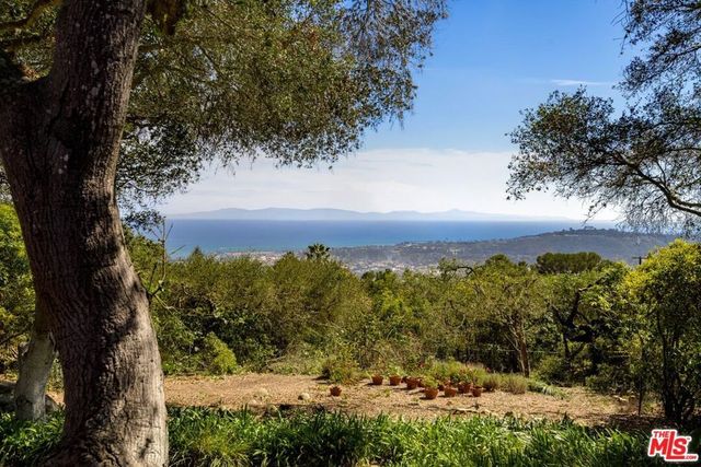 1303 Las Alturas Road, Santa Barbara