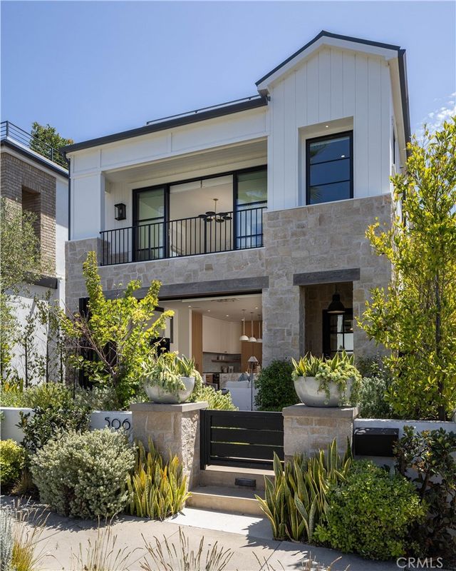506 Goldenrod Ave, Corona Del Mar