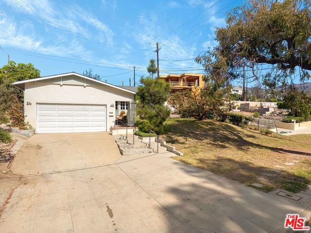 16801 W Sunset Boulevard, Los Angeles
