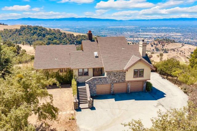 3020 Three Springs Road, San Jose
