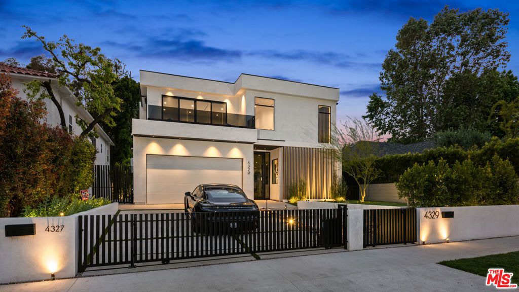 4329 Agnes Avenue, Studio City