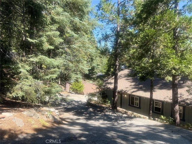 26578 Lake Forest Drive, Twin Peaks