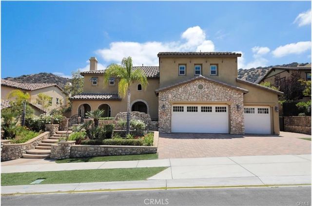 8167 Sunset Rose, Corona
