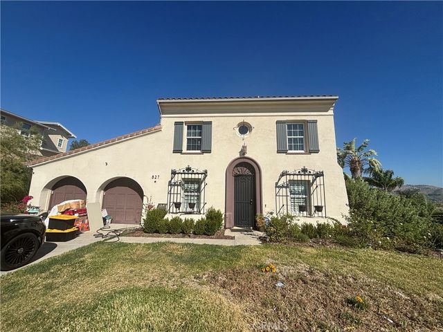827 Baghdady, Corona
