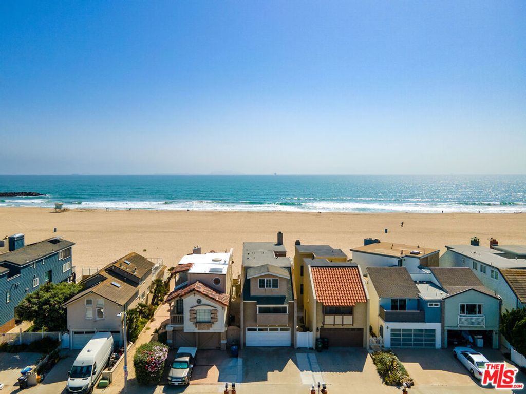 305 Ocean Drive, Oxnard